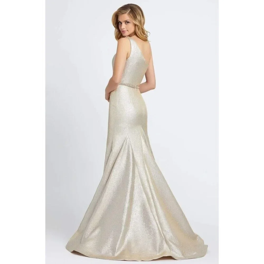 MAC DUGGAL Women's One Shoulder Metallic Ruffled Evening Gown Oyster 0